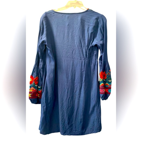 Solitaire/ Anthropologie embroidered blue tunic dress size S - Picture 2 of 6